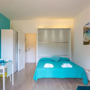 Le Tre Api Porto Azzurro