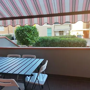 Con 2 Terrazze A 300 Mt Dal Centro Porto Azzurro